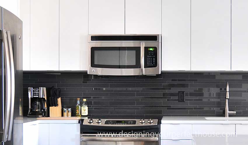 https://designingyourperfecthouse.com/wp-content/uploads/2019/03/microwave-oven-01a.jpg