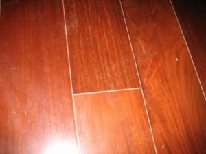 wood flooring gaps (600x450)