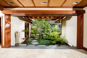 Bill Hirsch | Hawaii | Side Garden Open